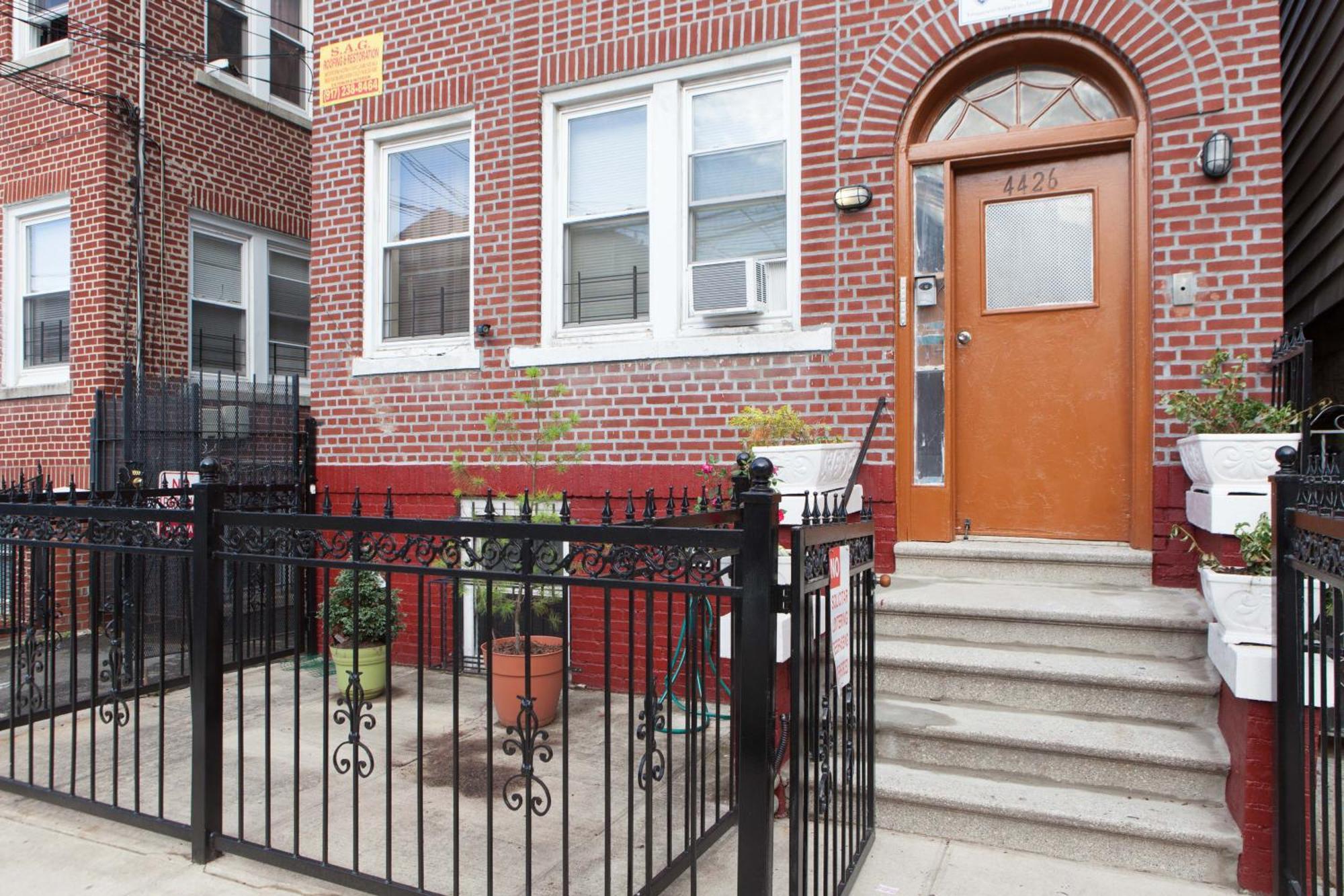 ניו יורק Studio, One And Two Bedroom Apartments - Bronx מראה חיצוני תמונה